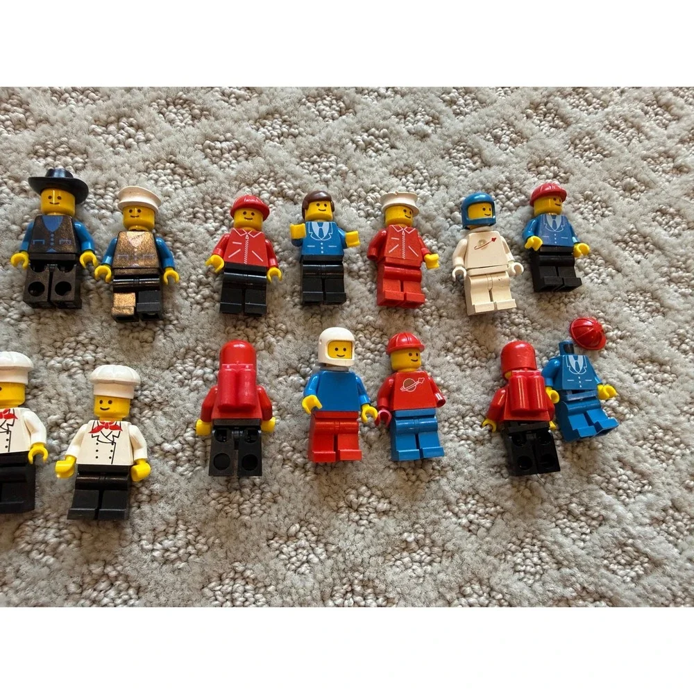 Vintage LEGO Minifigures Lot 13 Figures Classic Space Town Chef Cowboy Astronaut